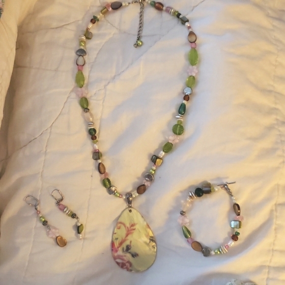 Tropical Pastel Set Necklace Bracelet Earrings Original AJ Nelly Design - Picture 5 of 12